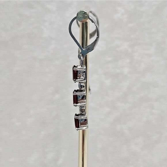 3 Stone, Natural Garnet earrings in stainless steel. - Picture 4 of 5